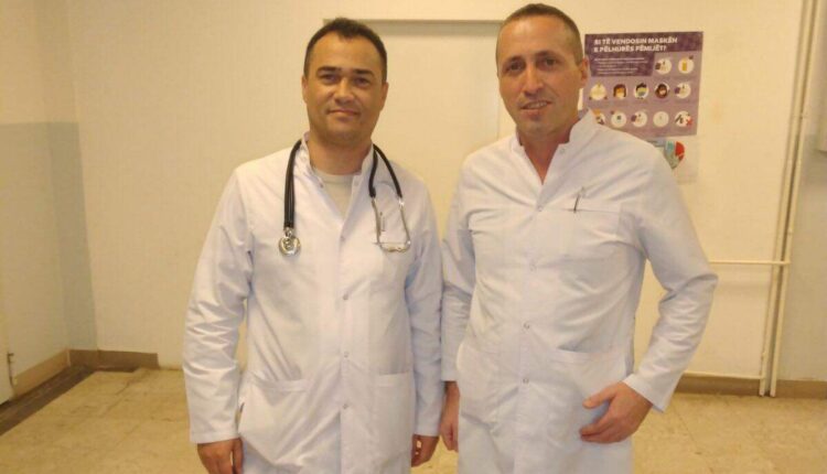 Mjekët nga Drenasi kujdestarojnë në QKUK, ata po bëjnë punë të madhe në luftë ndaj COVID-19