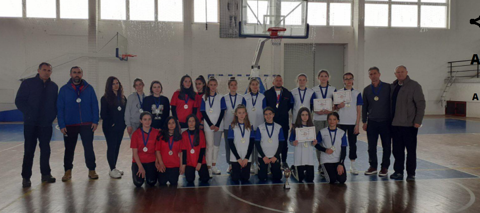 Mbahen garat komunale në basketboll