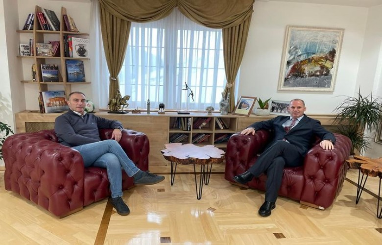Lladrovci takon zv. kryeministrin Grubi
