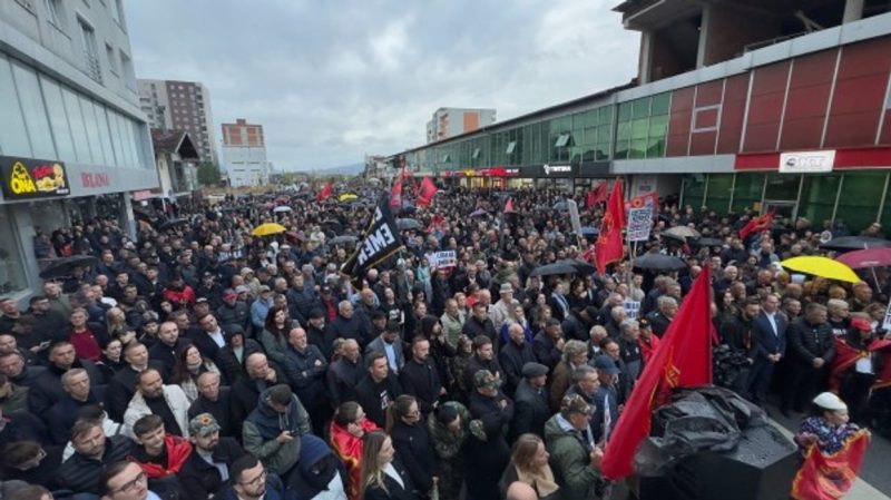 ​Drenas: Edhe familjet Deliu e Muqolli që u goditën nga masakrat kërkojnë drejtësi për çlirimtarët